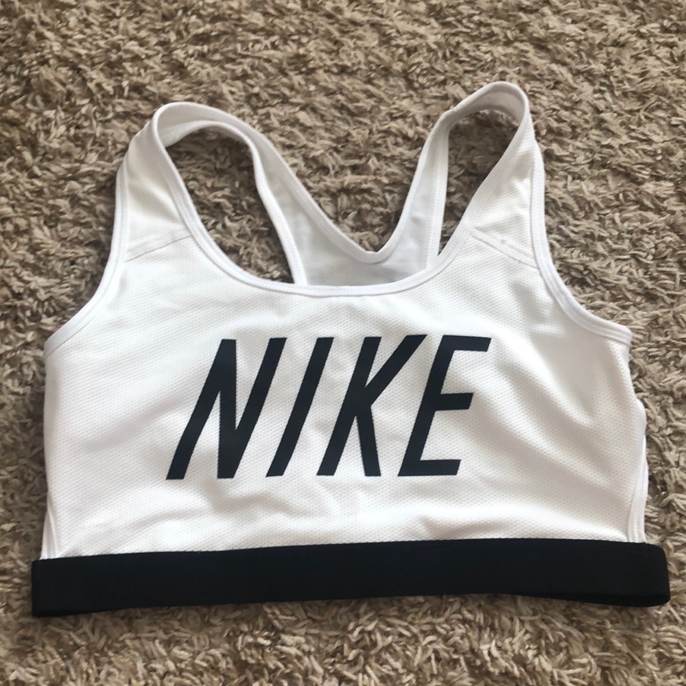 Nike Dri Fit Sports Bra, Women’s Large